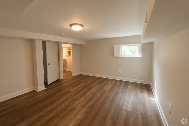 Building Photo - 611 Otis Pl NW Rental