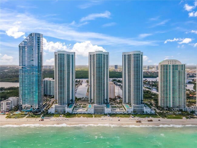 Photo - 15901 Collins Ave Condominio Unidad 3303