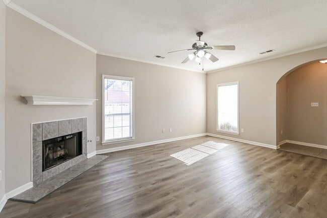 Photo - 8730 Eagle View Dr