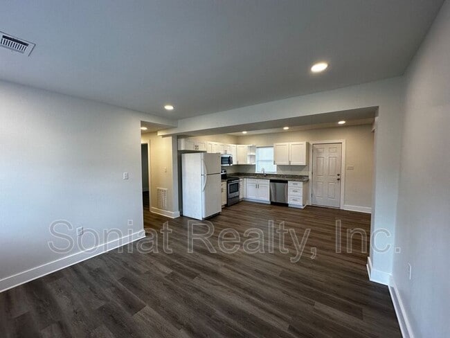 Photo - 3302 Nashville Ave