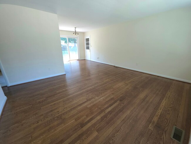 Photo - Move In Ready 3 Bedroom Ranch!