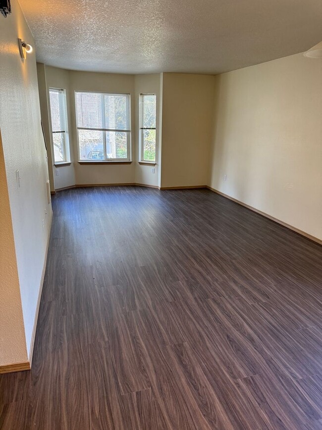 Photo - WMH150th03 Unit 4854