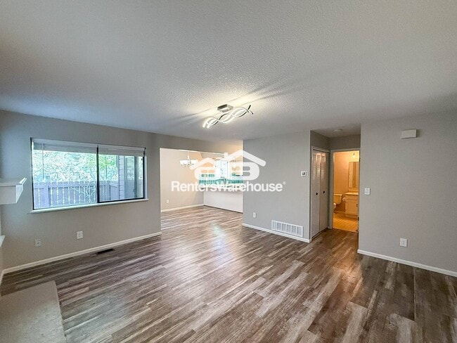 Photo - 6233 Willow Ln