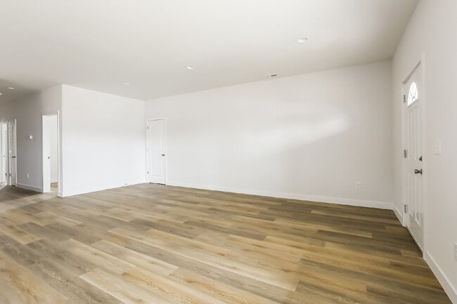 Photo - "Charming 3-Bed, 2-Bath Duplex on Broad Ripple Ave – Spacious 1250 Sq. Ft. Living in Vibrant Indi...