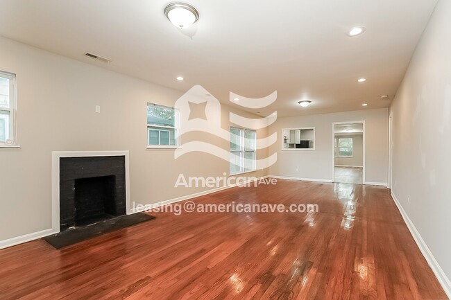 Photo - 3237 Beech Ave SW