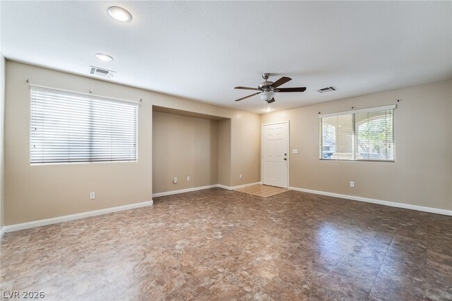 Photo - 1160 Blue Magenta Ave