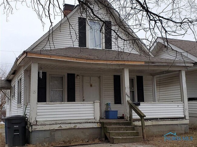 Photo - 2005 Kelsey Ave