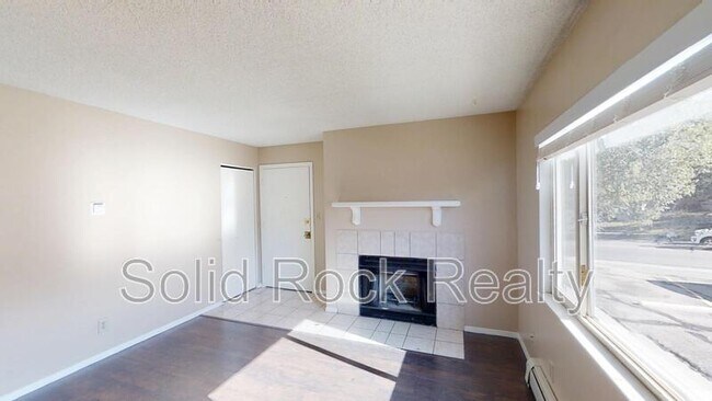 Photo - 2817 King St Unidad D