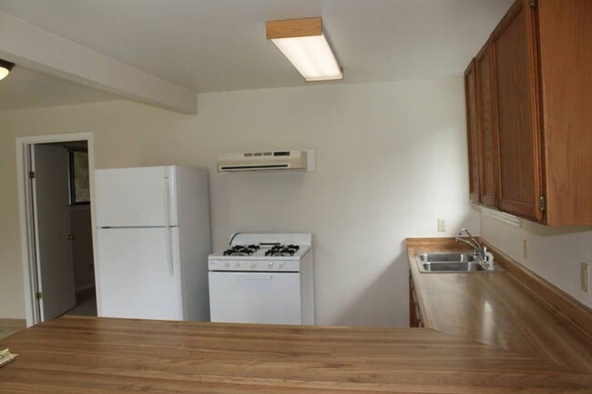 Photo - 8803 Fickle Hill Rd Unit C