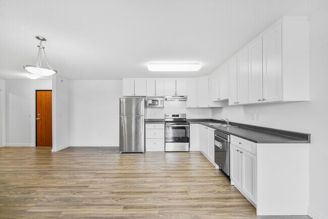 Building Photo - Windermere Village Apartments Unit 2Bedroom