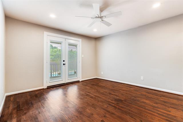 Photo - 2638 Burlington Blvd