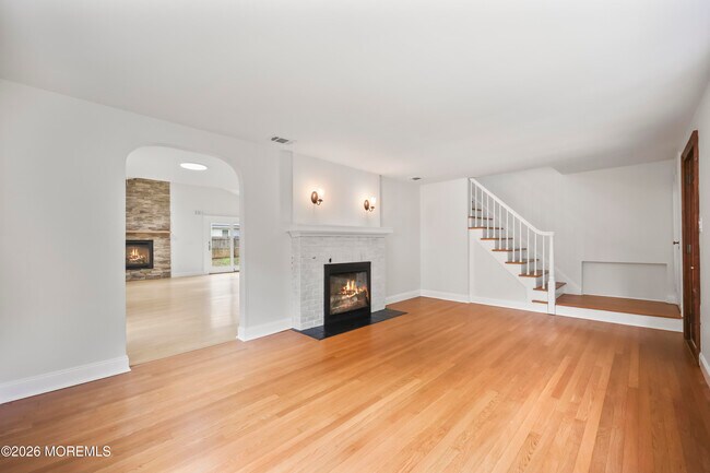 Photo - 18 Fierro Ave