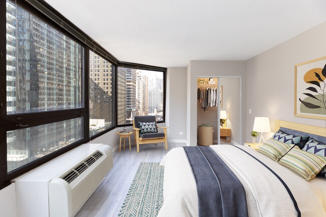 Photo - Millennium Park Plaza