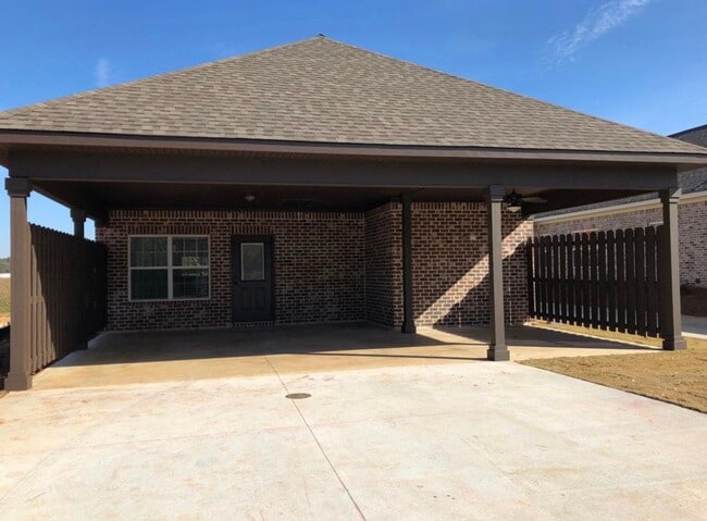 Photo - 1117 Runningvine Ln