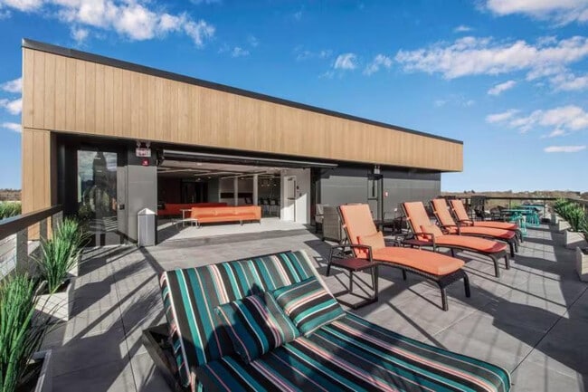 Photo - 1130 Main St Unidad ID1467431P