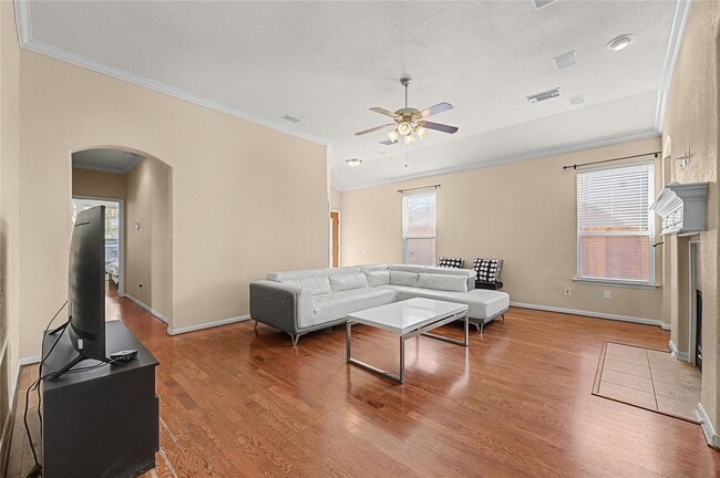 Photo - 2710 Golden Creek Ln