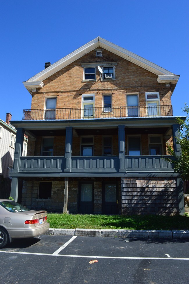 2353 Ohio Ave Apartments Cincinnati, OH