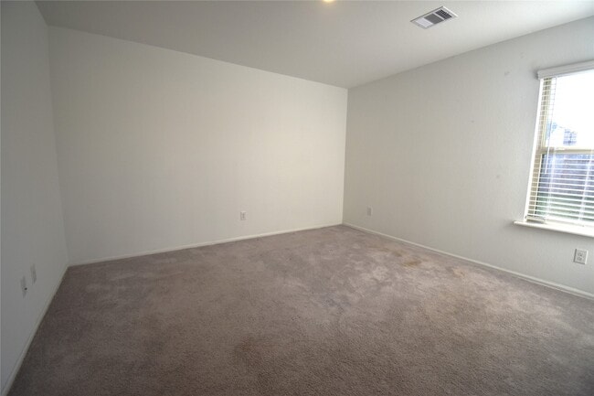 Photo - 3326 Spanish Oak Ln