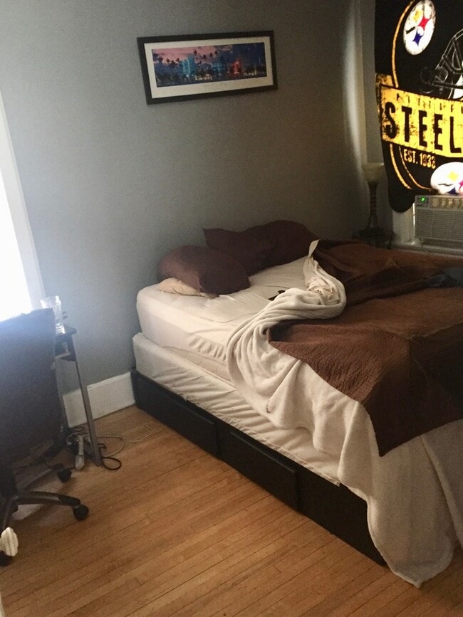 Photo - 2432 S Burrell St Unit Upper