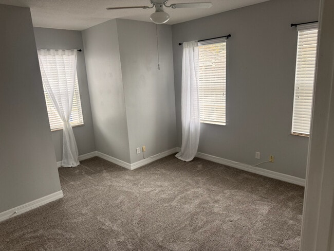 Photo - 531 Hedgewood Dr