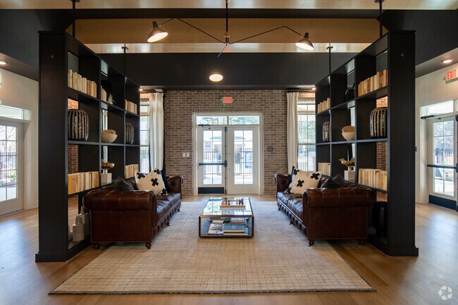 Clubhouse - Litchford 315 Apartments