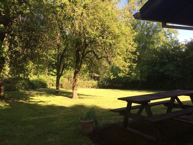 Photo - Lewis & Clark Law Students ONLY Unit Room 3