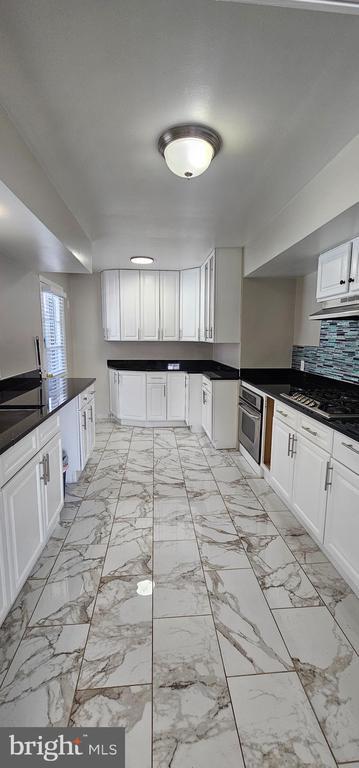 Building Photo - 2645 Valley Ave Unit 30