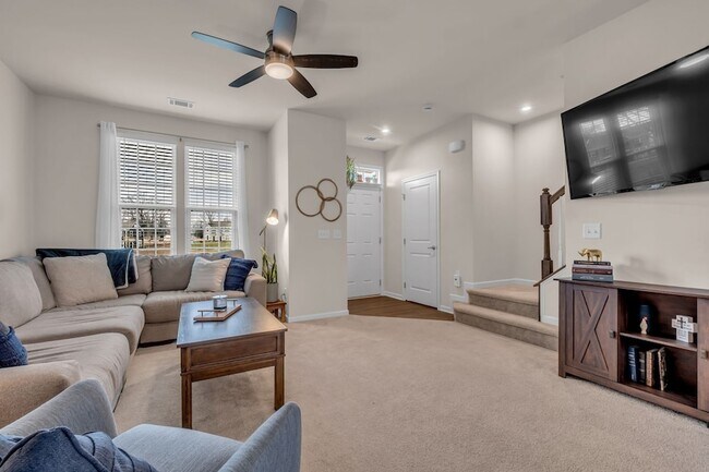 Photo - 420 Park Ave Unidad 42