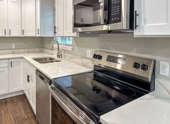 Photo - 211 Wanda Dr