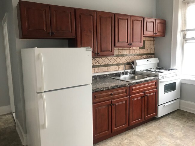 Photo - 382 Bloomfield Ave Unit 206