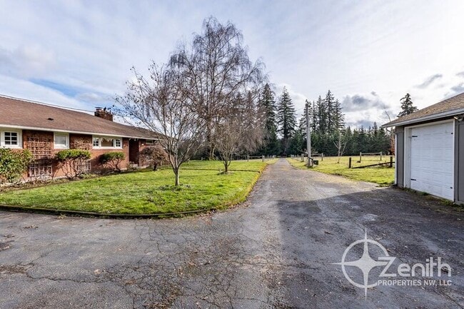 Photo - 4508 NE 174th St