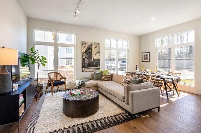 Building Photo - The Anchorage