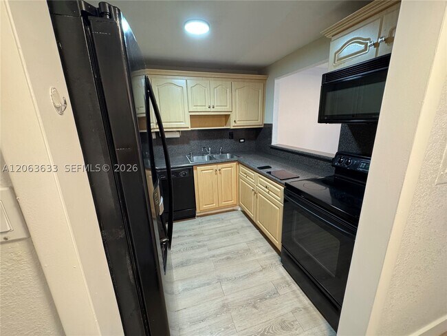 Photo - 10425 SW 112th St Unit 103