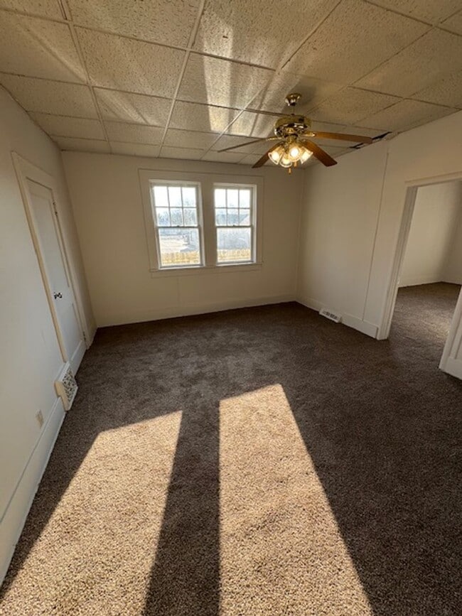 Photo - 627 Kenwood Ave Unit 627 Kenwood #1