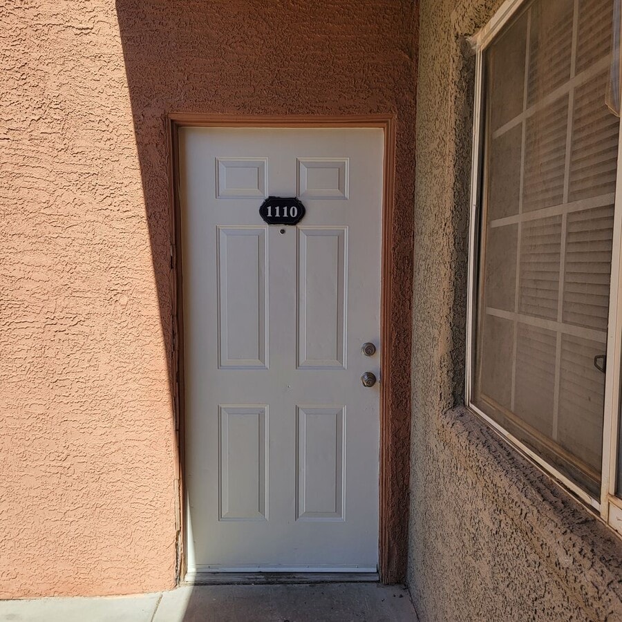 Photo - 4730 E Craig Rd