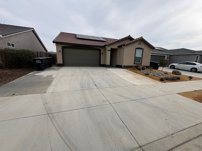 Photo - SE Visalia home Rent Ready!