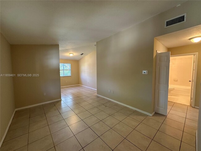 Photo - 1261 SE 31st Ct Unit 201-53