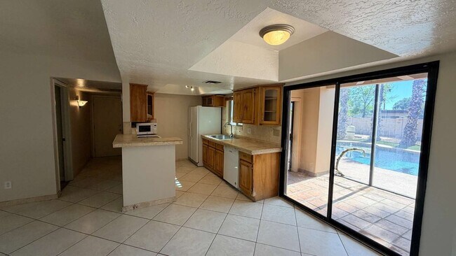 Photo - 3809 E Sweetwater Ave