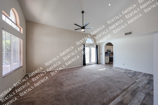 Photo - 6101 W Whispering Wind Dr