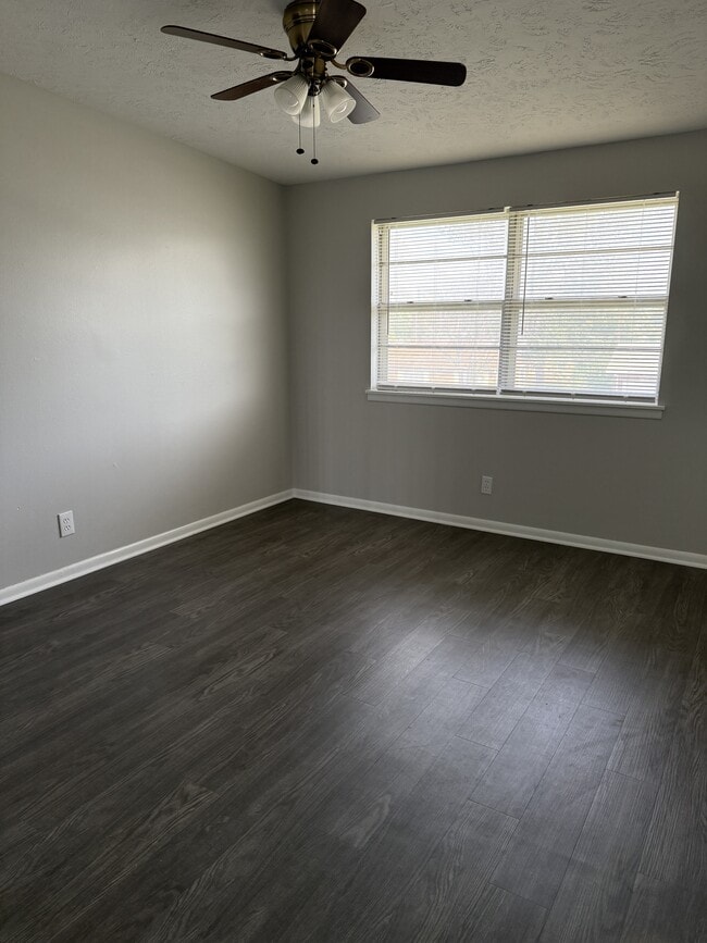 Photo - 2611 27th St