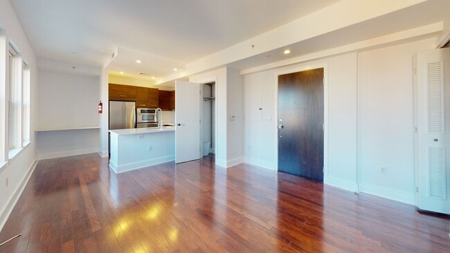 Photo - 1020 Monroe St NW