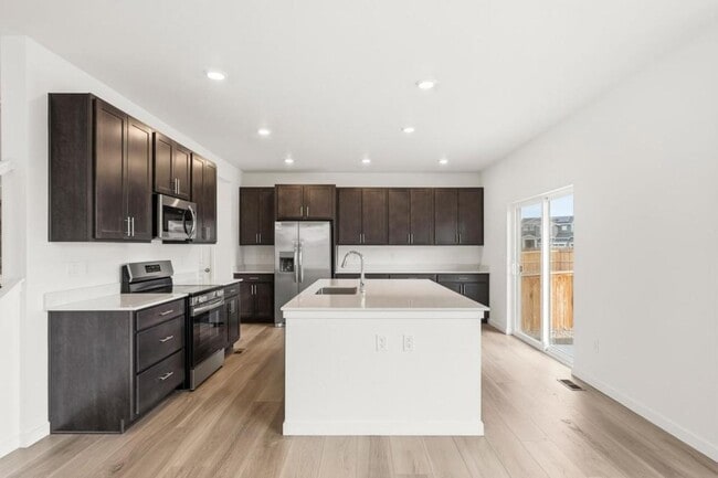 Photo - 4322 Fellows Dr