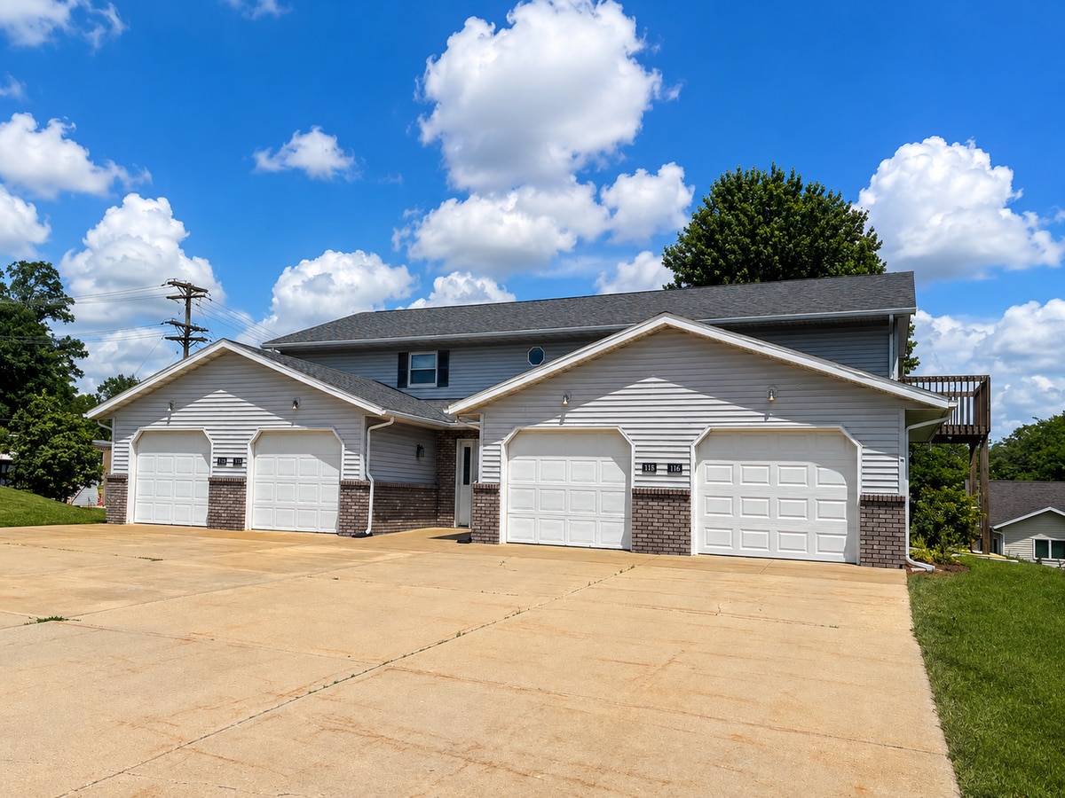 Buechner Circle Townhomes - Buechner Circle Townhomes Unit 118