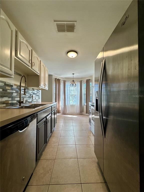 Photo - 2200 Waterleaf St