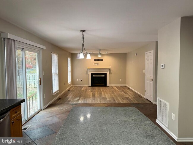 Photo - 3915 N Andover Ln