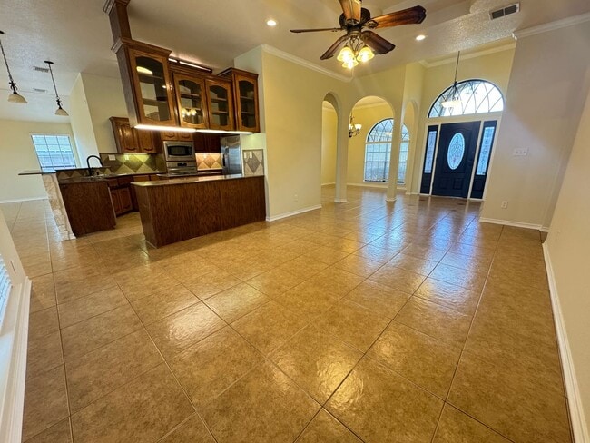 5702 Graphite Dr