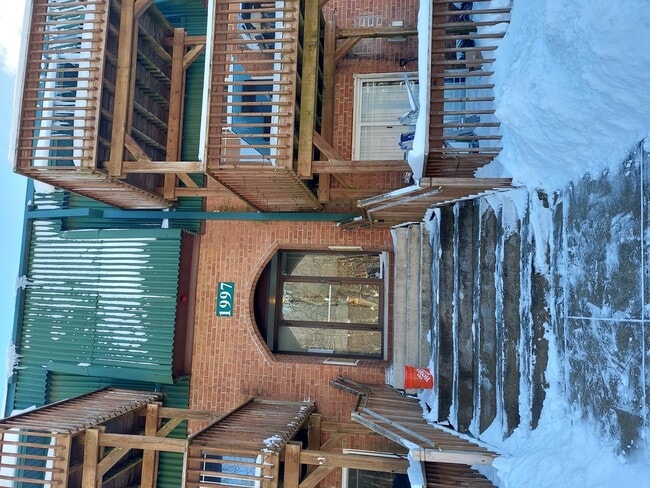 Building Photo - 1997 Tall Oaks Dr