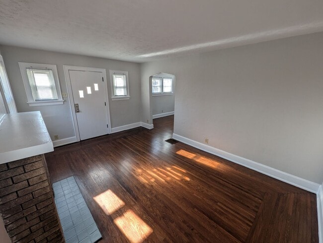 Photo - Beautiful 2 bedroom house with large yard, off street parking. Ready to move in!