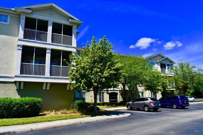 Building Photo - Gardens of Bridgehampton - 3 Bed - 3 Bath ... Unit 415 Rental