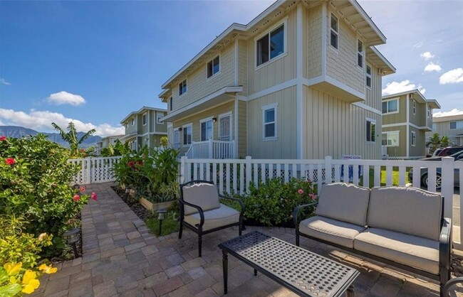 Hidden Oasis in Waianae! Upgraded and Quiet! - Hidden Oasis in Waianae! Upgraded and Quiet! Townhome
